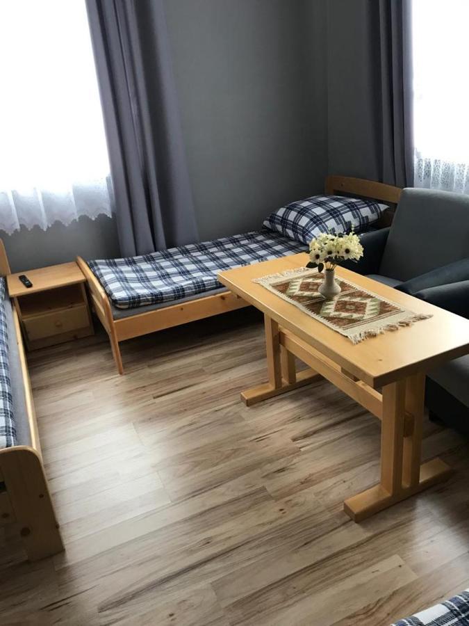 Pokoje Goscinne Ujsoly Ngoại thất bức ảnh