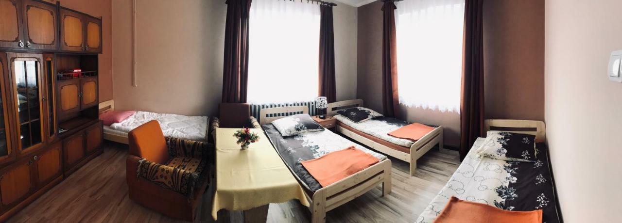 Pokoje Goscinne Ujsoly Ngoại thất bức ảnh